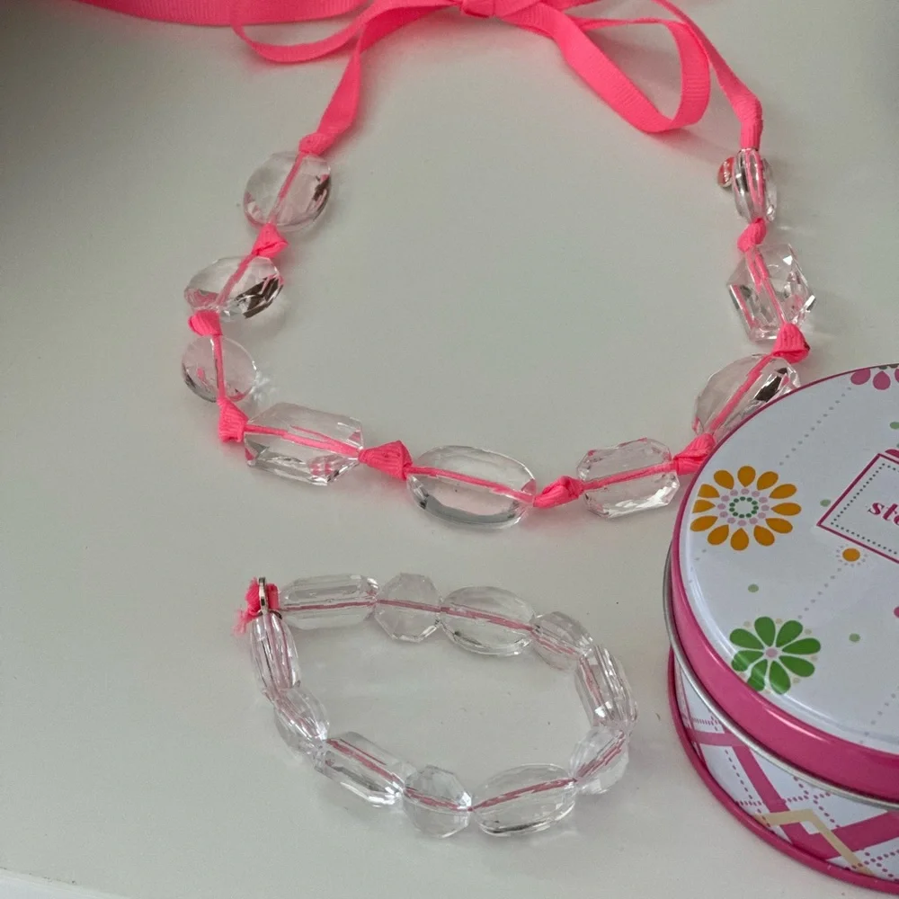 Stella & Dot Izzie Little Girl Necklace and Bracelet gift Set with gift box